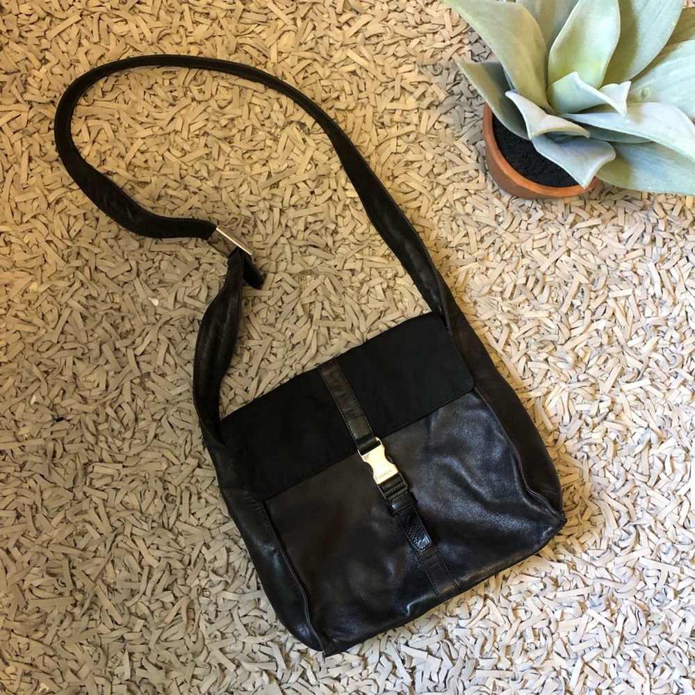 VINTAGE PRADA-Black Lambskin and Nylon Fabric Shoulder Bag